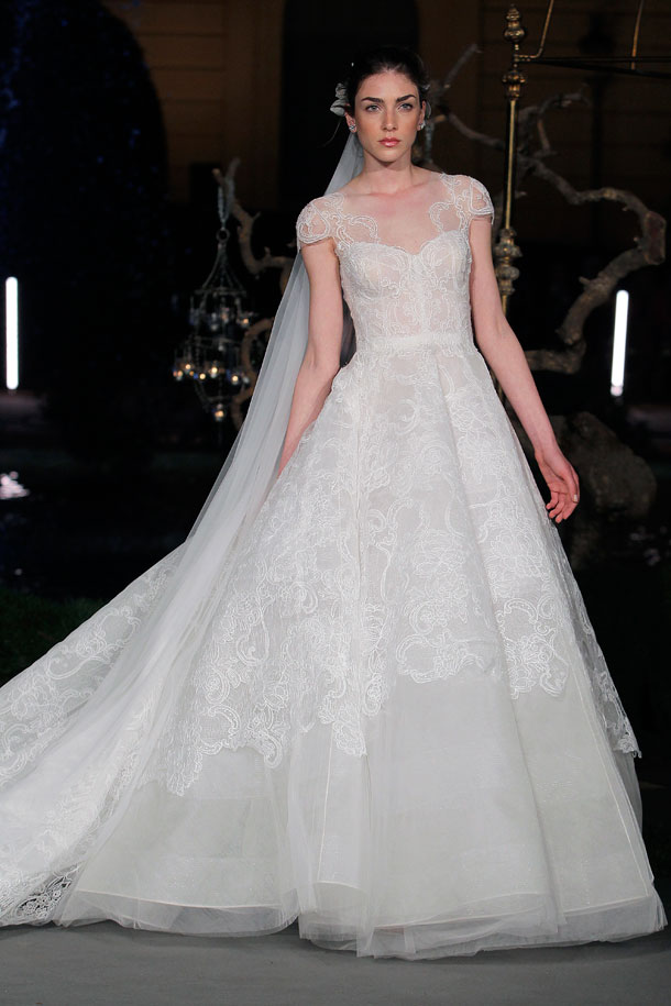 ilovebrides.pt Marchesa Coleção 2020 Vestidos de Noiva